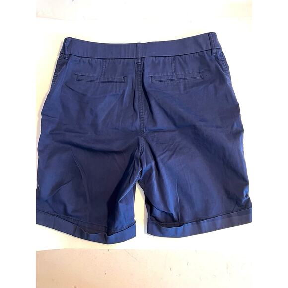 CHICOS NAVY BLUE STRETCH BERMUDA SHORTS PETITES SIZE 0.5 / S / 6P - Picture 2 of 3